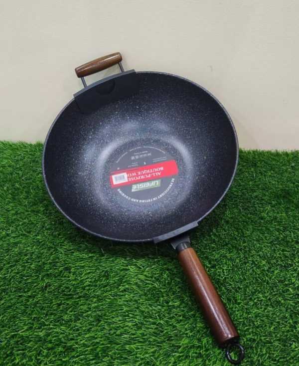 HAND CRAFT CAST IRON WOK