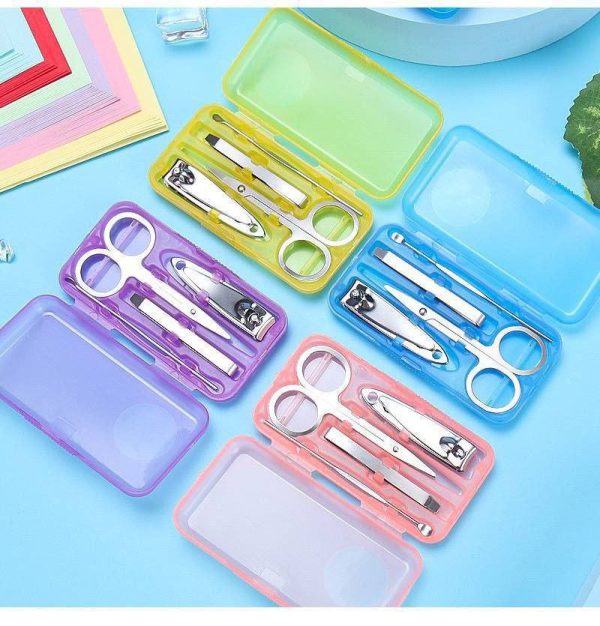portable manicure set