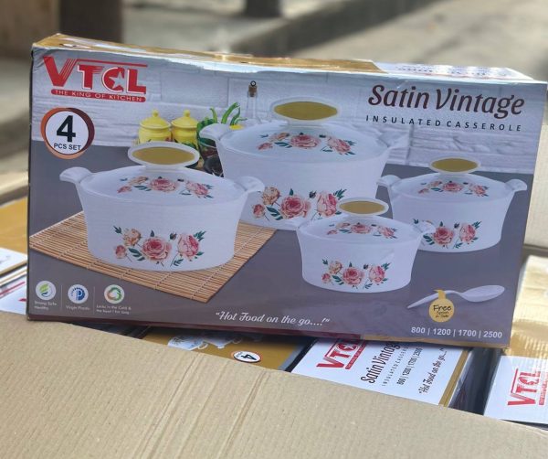4 SET SATIN VINTAGE INSULATED CASSEROLE