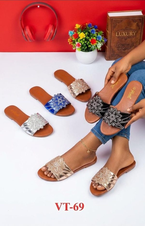 Arike classy slippers