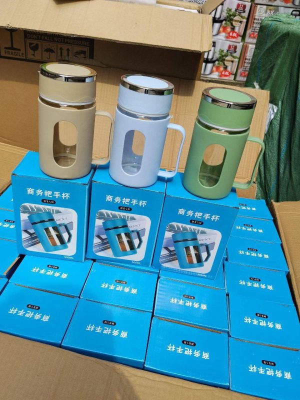 DOUBLE LAYER INSULATED CUP WITH SINGLE HANDLE